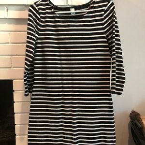 Black & white striped 3/4th sleeve dress